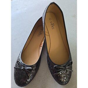 Shoes Flat Black Slip On Dress Shoes. Size 9/10 Womens